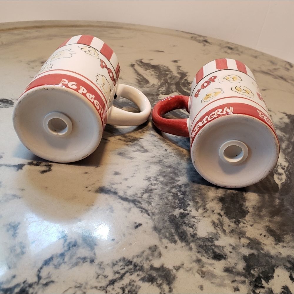 Popcorn Salt & Pepper Shaker - Picture 6 of 7